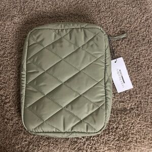 Quilted Green Pouch NWT
